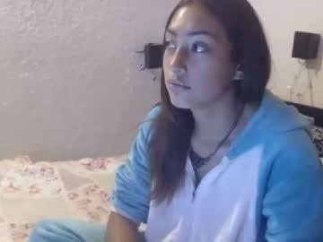 mia_and_jhoy chaturbate