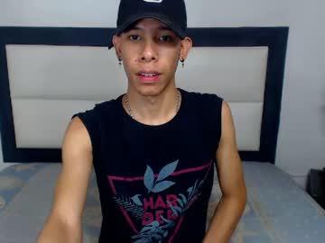 mikeboysexy1 chaturbate