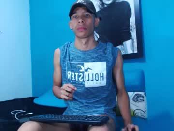 mikeboysexyx chaturbate