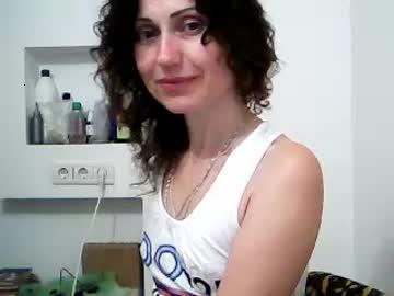 mila_ya chaturbate