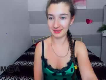 milanaafox chaturbate