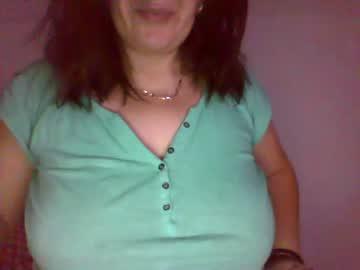 milllf_in_town987_1 chaturbate
