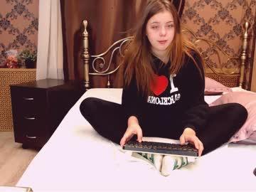 miravaleria chaturbate