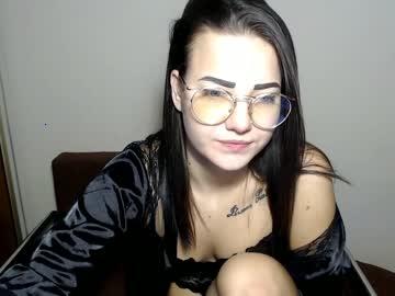 missnikki24 chaturbate