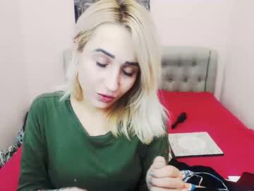 modnastrip chaturbate