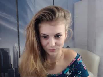 mollyblo chaturbate