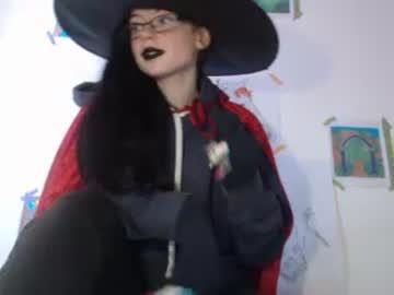 mollymidnight277 chaturbate