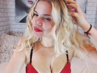 MonicaKisSm bongacams