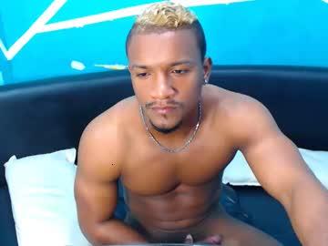 muscleblackhot23 chaturbate