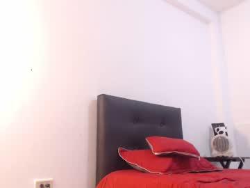 nahomi_brow chaturbate