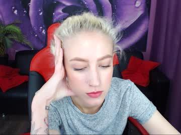 naomi_colins chaturbate