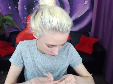 naomi_colins chaturbate