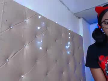 naomi_devil chaturbate