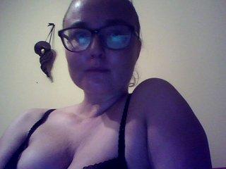 nelly37 bongacams