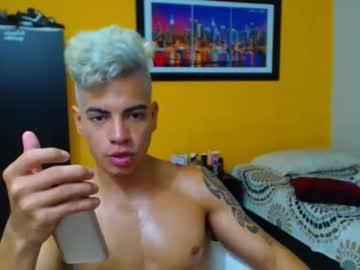 nico_las21 chaturbate