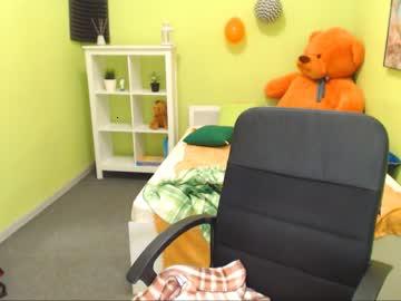 nikkisexybaby chaturbate