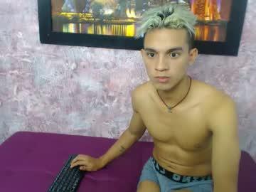 noah_gatsum chaturbate