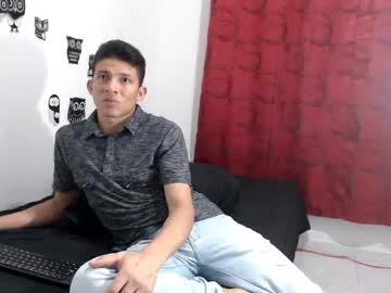 noah_haze chaturbate