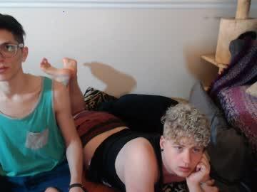 noahdixxxon chaturbate