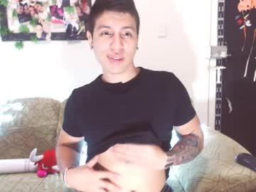 noahfox_ chaturbate