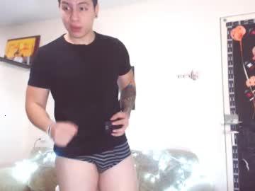 noahfox_ chaturbate