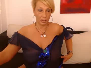 oneblondenicole chaturbate