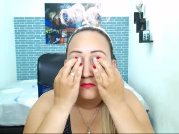 paola_mellow chaturbate