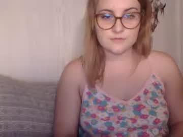 peachykeen1121 chaturbate