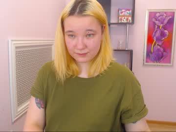 phoebecharm chaturbate