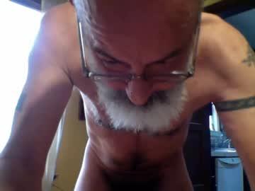 pukingrainbows1960 chaturbate