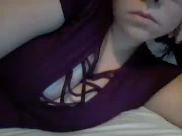 ravenbeauty19 chaturbate