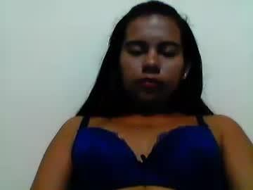 reina1998 chaturbate