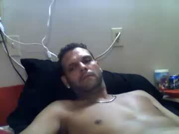 ricanhugecock chaturbate