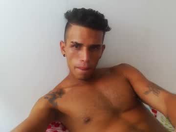 robingrey165 chaturbate