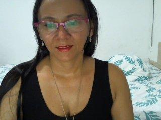 rosy3 bongacams