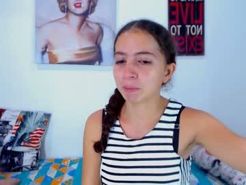 samantha2girl chaturbate