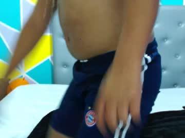 santiagosvans chaturbate