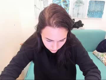 saramorlow chaturbate