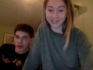 skylarthekitty2000 chaturbate