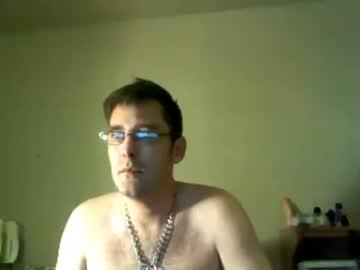 slave4master930 chaturbate