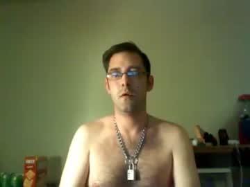 slave4master930 chaturbate