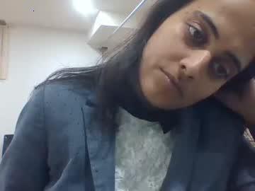 sluttymee123 chaturbate