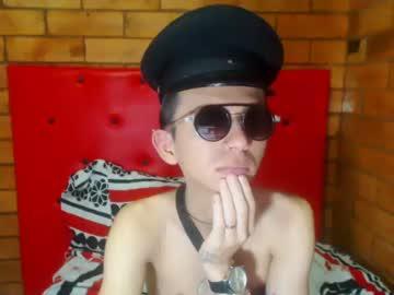 smallgiant_23 chaturbate