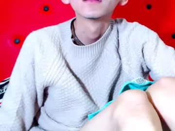 smallgiant_23 chaturbate