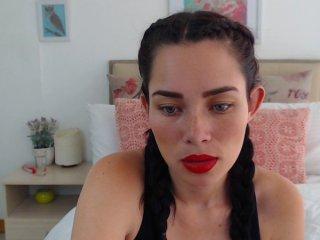 SofiaBee bongacams