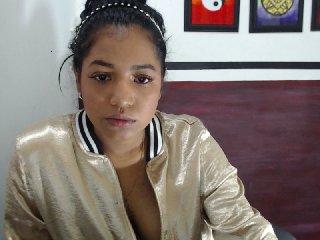 SofiaBrowns bongacams