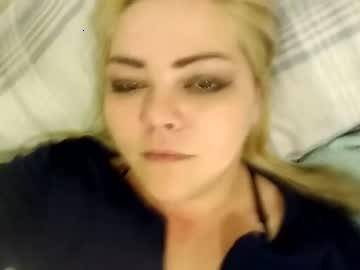 softkittywarmkittyxo chaturbate