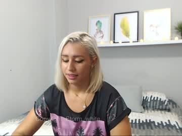 storm_white chaturbate