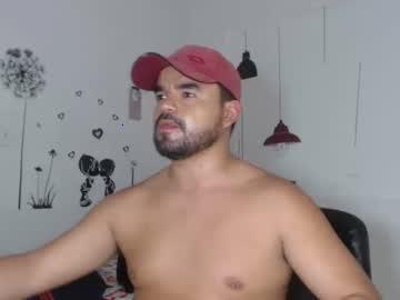 strong_man22 chaturbate