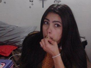 Sweetcandy67 bongacams